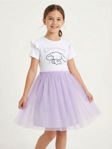 Sukienka babydoll z nadrukiem Cinnamoroll - wielobarwny. Sukienki dziewczęce Sinsay, bez wzorów, bez ramiączek. Za 29.99 zł.