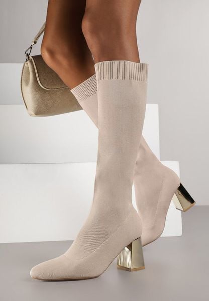 Ciemnobeżowe Skarpetkowe Kozaki VICES na Metalicznym Słupku Naluna. Brązowe kozaki damskie Born2be, z jeansu, bez obcasa, na obcasie. Za 149.99 zł.