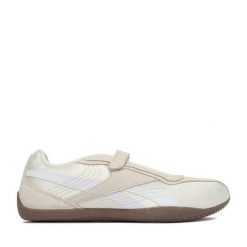 Baleriny Reebok. Białe baleriny damskie Reebok, bez wzorów, bez obcasa. Za 299.99 zł.
