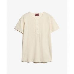 T-shirt z kołnierzykiem typu tunisian Superdry Merchant Store. Białe t-shirty męskie Superdry., m, bez wzorów, bez kołnierzyka. Za 147.15 zł.