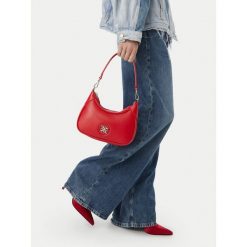 Torebka Nine West. Czerwone torebki klasyczne damskie Nine West, bez wzorów, bez dodatków. Za 199.99 zł.