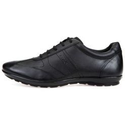 Geox tenisówki męskie Uomo Symbol 41 czarne. Czarne trampki i tenisówki męskie Geox, bez wzorów, bez zapięcia. Za 429.00 zł.