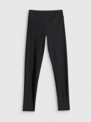 4F Legginsy do pływania damskie - czarne M. Czarne legginsy damskie 4f, m, bez wzorów, z materiału. Za 129.99 zł.