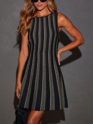 Milan Kiss Sukienka w kolorze czarnym rozmiar: XL. Czarne sukienki damskie Milan Kiss, na co dzień, xl, bez wzorów, bez kołnierzyka, bez ramiączek, mini, proste. Za 219.08 zł.