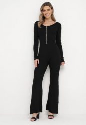 Czarny Wiskozowy Kombinezon Bodycon z Prążkowaniem i Suwakiem Alnorema. Czarne kombinezony damskie Born2be, bez wzorów, prążkowane, eleganckie, bez kołnierzyka, bez ramiączek. Za 129.99 zł.