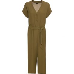 Kombinezon z szerokimi nogawkami: MUST HAVE bonprix zielono-oliwkowy. Zielone kombinezony damskie bonprix, bez wzorów, bez kołnierzyka, bez ramiączek. Za 49.99 zł.