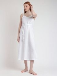 Admas Sukienka w kolorze białym rozmiar: M. Białe sukienki damskie admas, na co dzień, m, bez wzorów, z tkaniny, bez kołnierzyka, bez ramiączek, midi, proste. Za 86.99 zł.