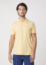 MĘSKI T-SHIRT WRANGLER SS GD POLO LOVELY MANGO W7ANDBA11 112131353. Koszulki polo męskie Wrangler, m, bez wzorów, bez ramiączek. Za 99.99 zł.