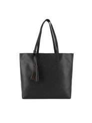 JENNY Torebka JNY-M-009-07 Czarny. Czarne torebki klasyczne damskie Jenny, bez wzorów, z tworzywa sztucznego, bez dodatków. Za 159.99 zł.