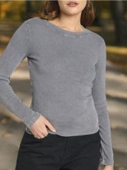 Koszulka z długimi rękawami - szary. Szare t-shirty damskie Sinsay, l, bez wzorów, z bawełny, bez kołnierzyka. W wyprzedaży za 10.99 zł.