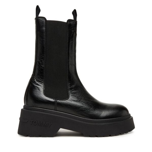 Sztyblety Tommy Jeans. Czarne botki damskie Tommy Jeans, z jeansu, bez obcasa, na płaskiej podeszwie, bez zapięcia. Za 559.99 zł.
