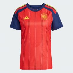 Koszulka domowa Hiszpania 26 Authentic. Czerwone bluzki sportowe damskie Adidas, l, z dzianiny, bez kołnierzyka, bez ramiączek. Za 649.00 zł.