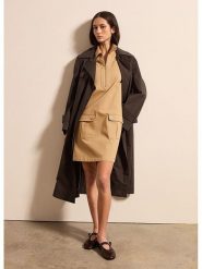 STEFANEL Sukienka w kolorze karmelowym rozmiar: M. Brązowe sukienki damskie Stefanel, m, bez wzorów, bez kołnierzyka, bez ramiączek, mini. Za 260.99 zł.