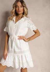 Biała Sukienka Boho z Bawełny Ozdobiona Ażurowym Wzorem Falbaną i Przewiązana Paskiem Nelah. Białe sukienki damskie Renee, na co dzień, l, w ażurowe wzory, z bawełny, boho, bez kołnierzyka, bez ramiączek, midi, proste. W wyprzedaży za 132.99 zł.