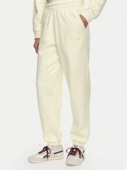 Reebok Spodnie dresowe Reebok x Ewa Chodakowska RK25981CCW Kremowy Regular Fit. Białe spodnie dresowe damskie Reebok, s, bez wzorów, z dresówki. Za 179.99 zł.