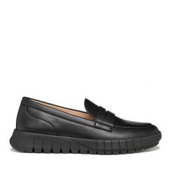 Półbuty Geox. Czarne półbuty damskie Geox, bez wzorów, bez obcasa, na płaskiej podeszwie. Za 449.99 zł.