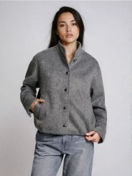 Kurtka bomberka - szary. Szare kurtki damskie Sinsay, l, bez wzorów, bez kaptura. Za 89.99 zł.