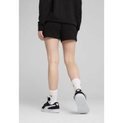 Damskie szorty z małym logo No. 1 ESS 4'' PUMA Black. Czarne szorty damskie Puma, bez wzorów, eleganckie. W wyprzedaży za 94.00 zł.