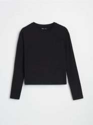 Koszulka z długimi rękawami w stylu basic - czarny. Czarne t-shirty damskie Sinsay, l, bez wzorów, bez kołnierzyka. Za 17.99 zł.