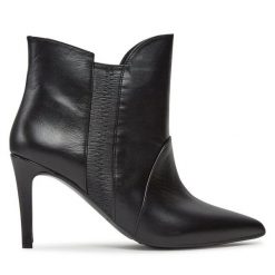 Botki Baldowski. Czarne botki damskie Baldowski, bez obcasa, na szpilce, bez zapięcia. Za 679.99 zł.