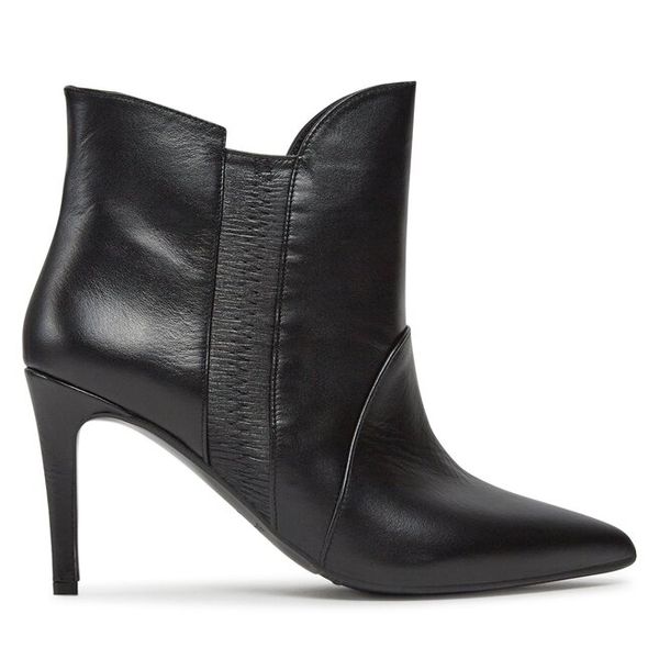Botki Baldowski. Czarne botki damskie Baldowski, bez obcasa, na szpilce, bez zapięcia. Za 679.99 zł.