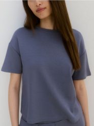 T-shirt regular z modalem - jasnoniebieski. Niebieskie t-shirty damskie Reserved, l, bez wzorów, z dzianiny, bez kołnierzyka. W wyprzedaży za 49.99 zł.
