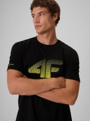 4F T-shirt regular z nadrukiem męski - czarny L. Czarne t-shirty męskie 4f, l, bez wzorów, z bawełny, bez kołnierzyka. Za 69.99 zł.