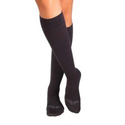 3/4-długie skarpetki uciskowe z merceryzowanej bawełny w kolorze antracytowym. Czarne skarpetki męskie OEM, bez wzorów, z bawełny. W wyprzedaży za 85.02 zł.