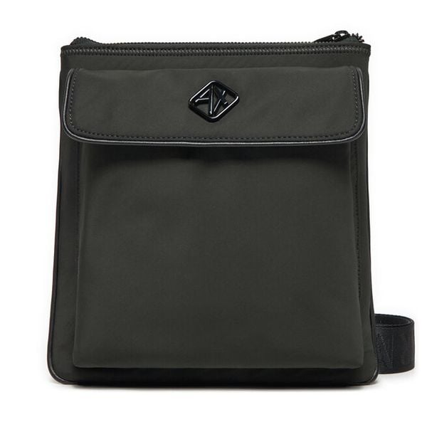 Saszetka Armani Exchange. Czarne saszetki męskie Armani Exchange. Za 269.99 zł.