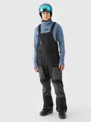 4F Spodnie snowboardowe z szelkami membrana 10000 męskie - czarne XXL. Czarne spodnie materiałowe męskie 4f, bez wzorów, z dzianiny, sportowe. W wyprzedaży za 349.99 zł.