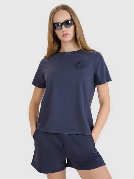 4F Koszulka w kolorze granatowym rozmiar: M. Niebieskie bluzki damskie 4f, m, bez wzorów, z bawełny, bez kołnierzyka, bez ramiączek. Za 65.38 zł.