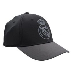Real Madryt czapka z daszkiem Cap szara. Szare czapki męskie Real Madrid, bez wzorów, sportowe. W wyprzedaży za 99.29 zł.
