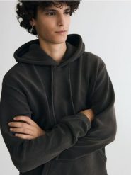 Polarowa bluza z kapturem - oliwkowy. Zielone bluzy z kapturem męskie Reserved, l, z dzianiny. Za 139.99 zł.