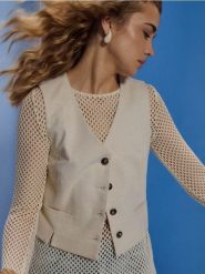 Kamizelka z domieszką wiskozy i lnu - kremowy. Białe kamizelki damskie Sinsay, l, z wiskozy. Za 49.99 zł.