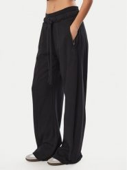 Adidas Spodnie dresowe Premium Essentials Firebird KR4518 Czarny Relaxed Fit. Czarne spodnie dresowe damskie Adidas, l, bez wzorów, z bawełny. Za 439.99 zł.