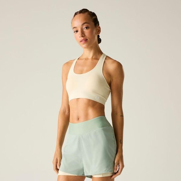 Biustonosz dla kobiet Dare 2B SWEAT IT II. Fioletowe biustonosze sportowe damskie Dare 2b, bez wzorów. Za 80.00 zł.