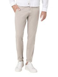 Timezone Spodnie chino "Lui" - Regular fit - w kolorze beżowym rozmiar: W36/L32. Brązowe spodnie materiałowe męskie Timezone, bez wzorów. Za 144.92 zł.