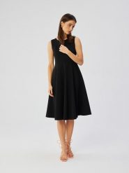 Stylove Sukienka w kolorze czarnym rozmiar: S. Czarne sukienki damskie Stylove, s, bez wzorów, bez kołnierzyka, bez ramiączek, midi, rozkloszowane. Za 198.56 zł.