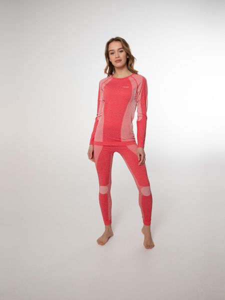 Spodnie damskie Protest CASEY thermo pants. Czerwone bielizna termoaktywna damska Protest, s, bez wzorów, z materiału. Za 279.99 zł.
