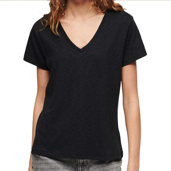 Damska koszulka z haftem i płomieniem v-neck Superdry. Czarne t-shirty damskie Superdry., s, z aplikacjami, z bawełny, bez ramiączek. Za 120.70 zł.