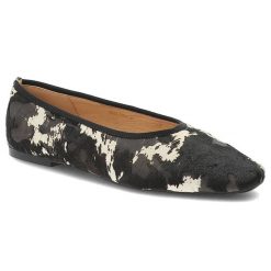 Baleriny damskie S.Barski, cholewka ze skóry naturalnej typu hair-on z efektownym wzorem zwierzęcym wsuwany fason bez zapięcia, czarne, CR61-3093. Czarne baleriny damskie S.BARSKI, bez wzorów, ze skóry, bez obcasa. Za 319.00 zł.