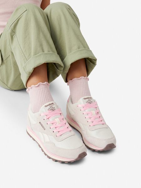Reebok Sneakersy REEBOK-EO-CLASSIC AZ 100269667 Kremowy. Białe buty sportowe dziewczęce Reebok, bez wzorów, ze skóry, bez zapięcia. Za 229.99 zł.
