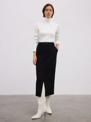 BGN Spódnica w kolorze czarnym rozmiar: 40. Czarne spódniczki damskie BGN, bez wzorów, maxi, proste. Za 121.99 zł.