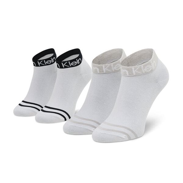 Skarpety krótkie Calvin Klein. Białe skarpetki damskie CALVIN KLEIN, bez wzorów. Za 49.99 zł.