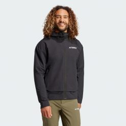 Kurtka Terrex Multi Softshell. Czarne kurtki męskie Adidas, xl, bez wzorów, z materiału, sportowe, bez kaptura. Za 529.00 zł.