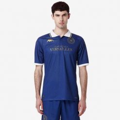 Koszulka domowa FC Versailles 78 Kombat 2024/25. Białe t-shirty sportowe męskie Kappa, bez ramiączek, do piłki nożnej. Za 378.50 zł.