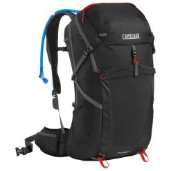 Plecak turystyczny z bukłakiem Camelbak Fourteener 32L. Czarne plecaki damskie Camelbak, bez wzorów. Za 883.99 zł.