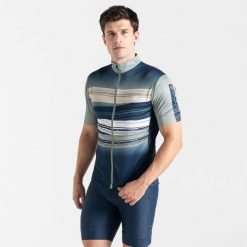 AEP Pedal S/S męska bluza rowerowa. Zielone bluzy sportowe męskie Dare 2b, bez wzorów, sportowe, bez kołnierzyka, bez ramiączek. W wyprzedaży za 189.75 zł.