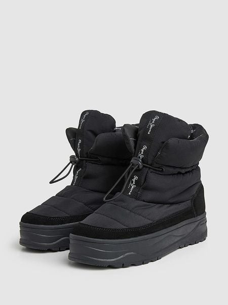 Pepe Jeans FOOTWEAR Botki zimowe "Kore Snow" w kolorze czarnym rozmiar: 40. Czarne botki damskie Pepe Jeans FOOTWEAR, na zimę, z jeansu, bez obcasa, na platformie, bez zapięcia. Za 192.33 zł.