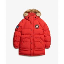 Długa kurtka Superdry Everest. Czerwone kurtki męskie Superdry., m, bez wzorów, z puchu, eleganckie, bez kaptura. Za 1,031.85 zł.